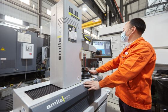 MAKINO-fertigten Standardpräzisions-Form-Teile Material 50c besonders an